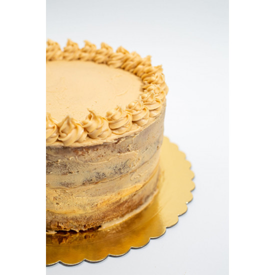 Torta de Dulce de Leche y Praline Pequeña de Petit Petit Torta de Dulce de Leche y Praline Pequeña de Petit Petit