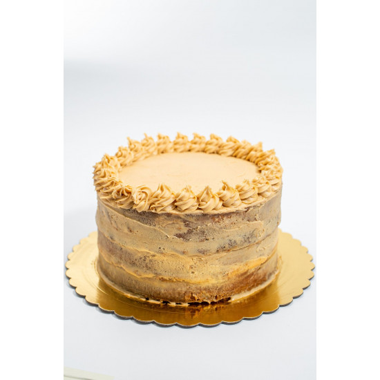 Torta de Dulce de Leche y Praline Pequeña de Petit Petit Torta de Dulce de Leche y Praline Pequeña de Petit Petit