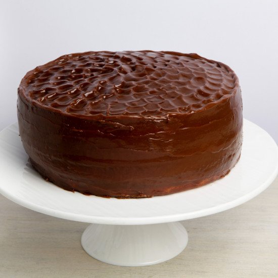 Torta de Vainilla con Fudge de Chocolate 28 cm de Sulú