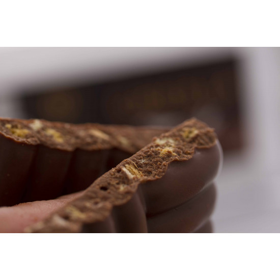 Barra de chocolate con leche Herencia Divina Criolla 48% cacao 80 g Barra de chocolate con leche Herencia Divina Criolla 48% cacao 80 g