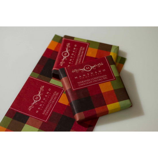 Barra de chocolate 70% naranjas confitadas Mantuano Chocolates de 40 g Barra de chocolate 70% naranjas confitadas Mantuano Chocolates de 40 g