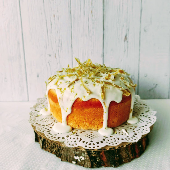 Bizcocho húmedo de limón pequeño de Limonada Cakes Bizcocho húmedo de limón pequeño de Limonada Cakes
