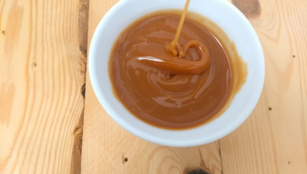 Cómo preparar salsa de caramelo salado o toffee